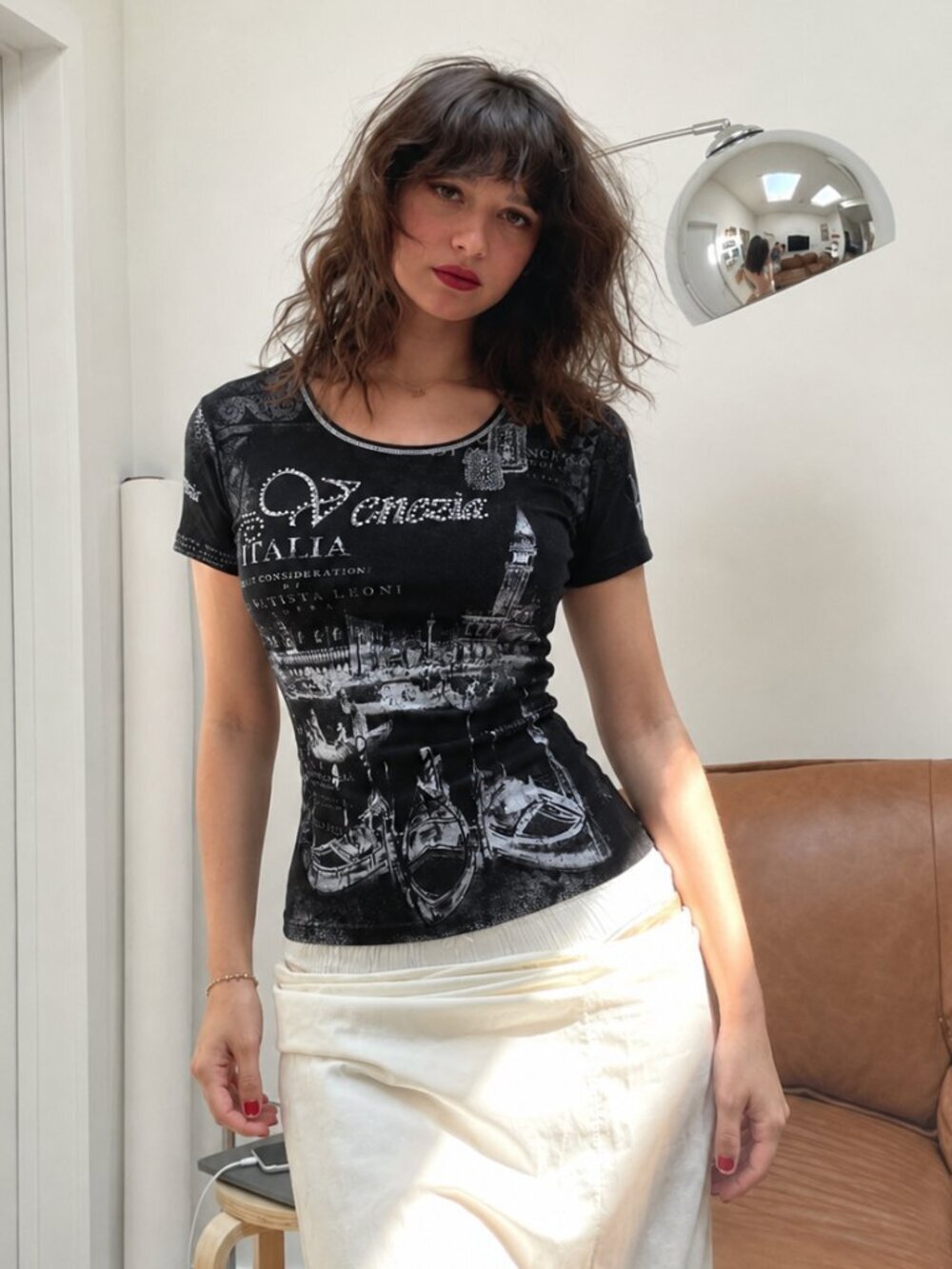Y2K Venezia Short Sleeve T-shirt Size Large Black White (k)
